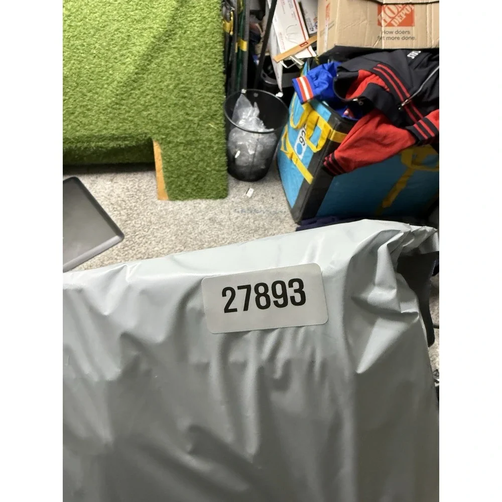Levis shop confidence